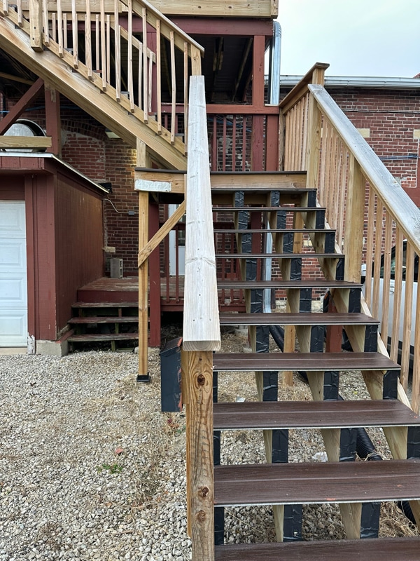 Building Photo - 456-458 Main St