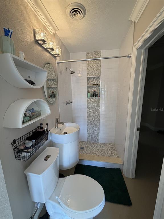 Building Photo - 2754 Renatta Dr