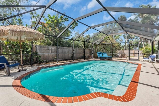 Building Photo - 6623 Glades Way
