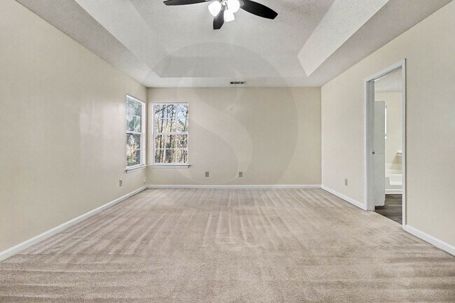 Building Photo - 3BR/2BA on Full Basement in Jonesboro