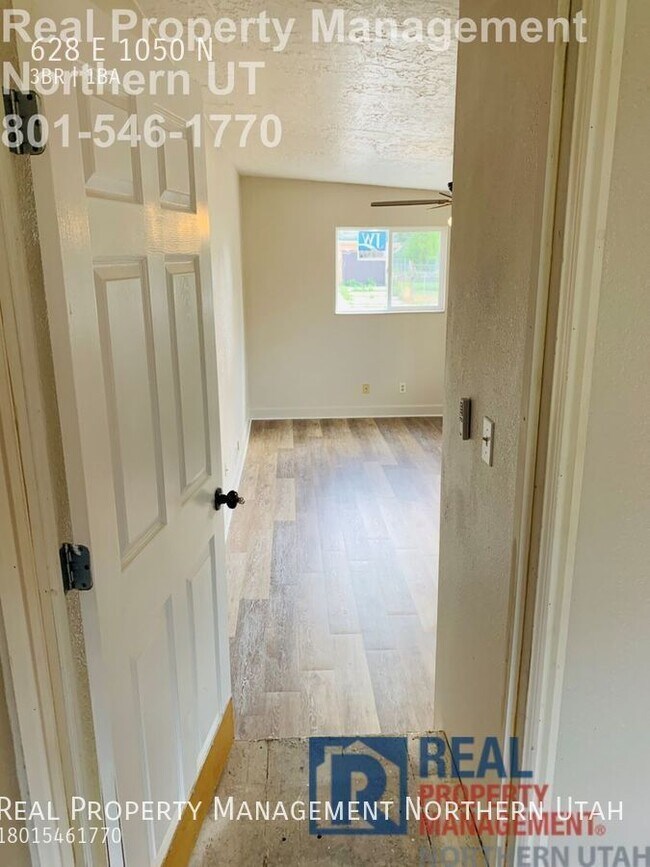 Building Photo - 628 E 1050 N St