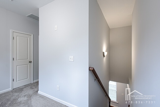 Building Photo - 332 Hardy Ives Ln