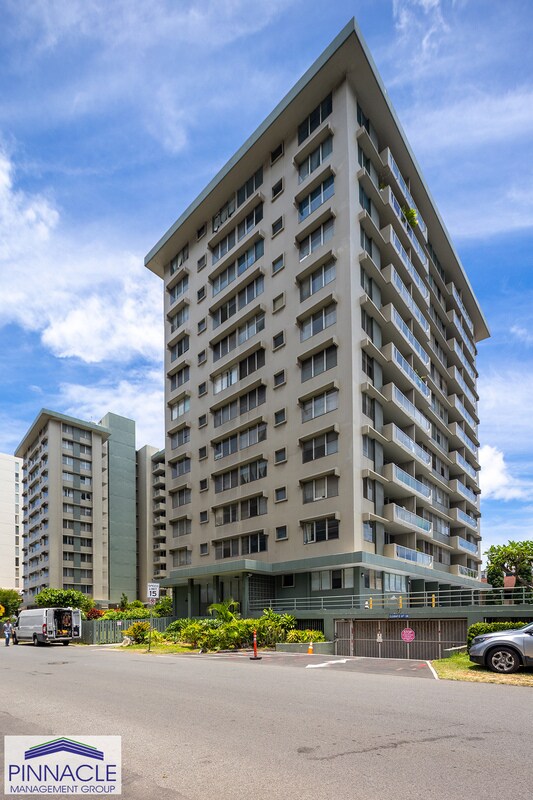 Building Photo - 2637 Kuilei St