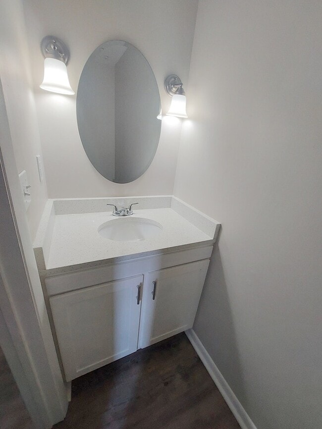 Building Photo - 804 Biltmore Dr