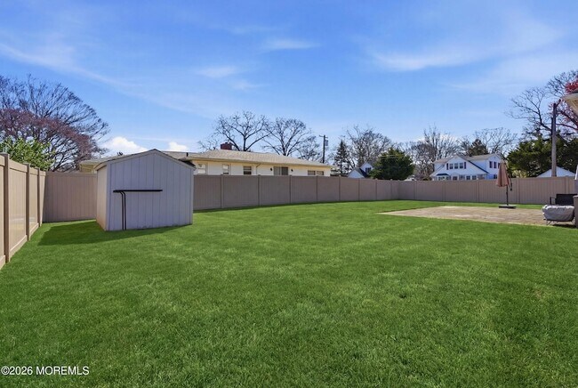 Building Photo - 227 Chatham Ave