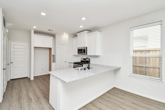 Building Photo - 1534 Revolution Way