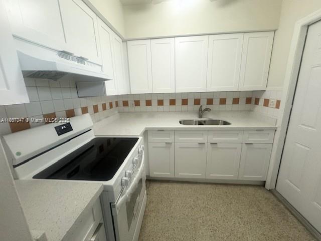 Building Photo - 1200 SW 42nd Ave