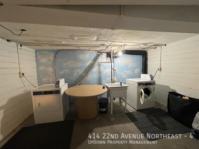 Building Photo - 414 22nd Ave NE