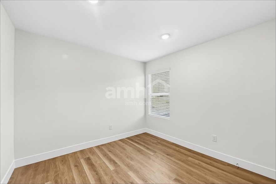 Building Photo - 9776 Kai Jurcevic Avenue