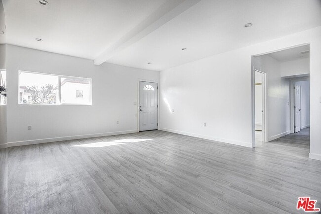 Building Photo - 1324 Toberman St