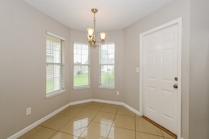 Building Photo - 484 Heron Nest Point