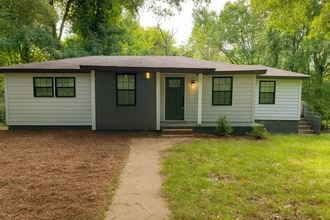 Building Photo - 9304 Legranger Rd