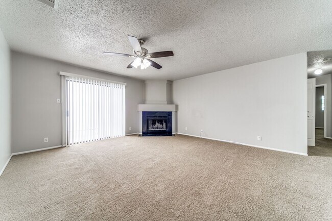 Building Photo - 3-BEDROOM IN HUNTERS CHASE, NORTHSIDE ISD