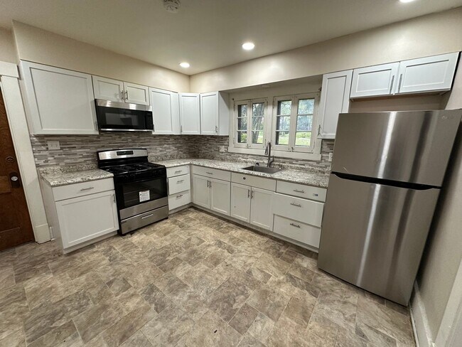 Building Photo - 177 Brookline Ave