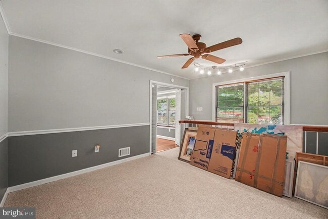 Building Photo - 2029 Farragut Dr