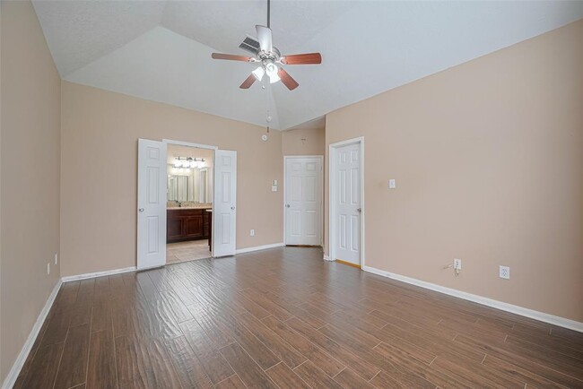Building Photo - 3911 Fall Branch Dr