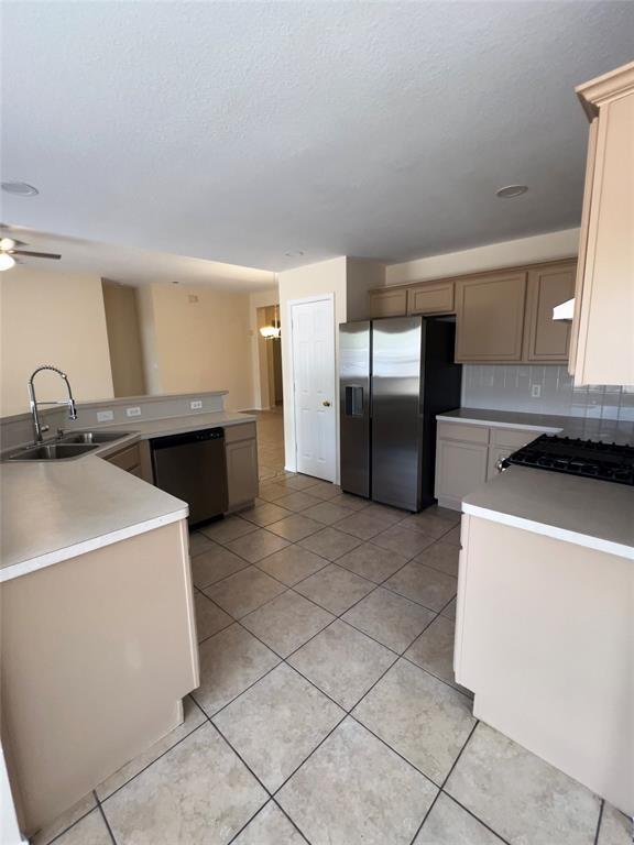 Building Photo - 1210 Canna Lily Ln