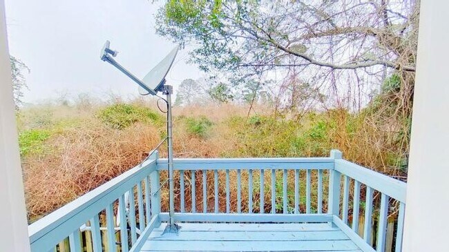 Building Photo - 2 bedroom in Burgaw NC 28425