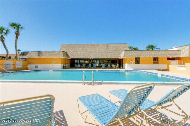 Building Photo - 2700 N Hwy A1A