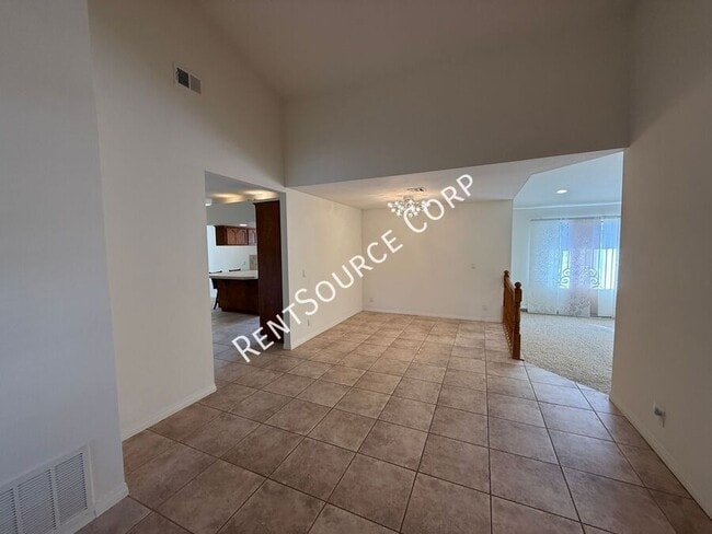 Building Photo - 3822 W Ave K 6