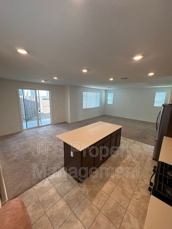 Building Photo - 3324 Auburn Leaf Loop