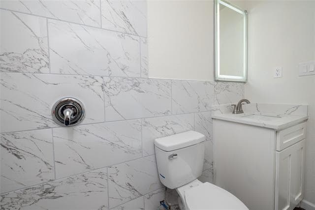 Building Photo - 3743 Canada Dr