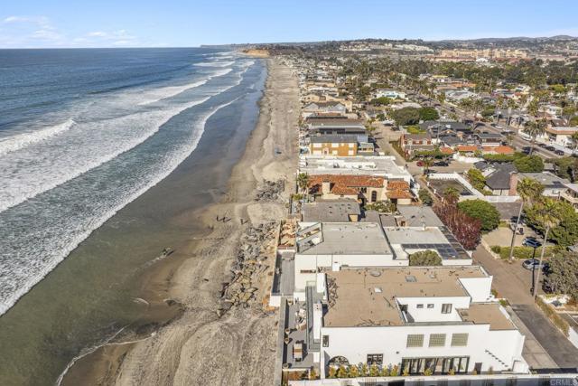 Building Photo - 1716 Ocean Front Dr