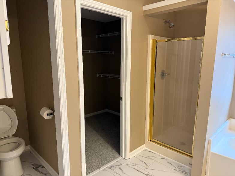 Building Photo - 13918 Laurel Trace Dr