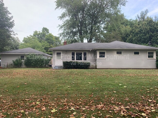 Building Photo - 833 Westmoreland Ave