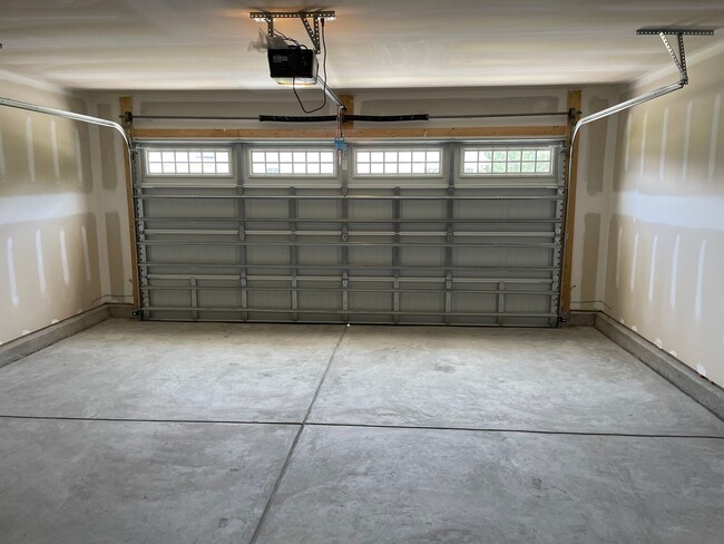 Building Photo - 1324 Nora Ct