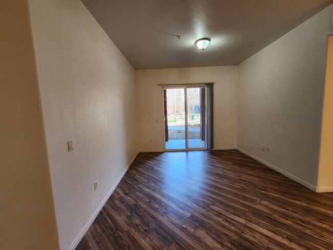 Building Photo - 44 E Serene Ave