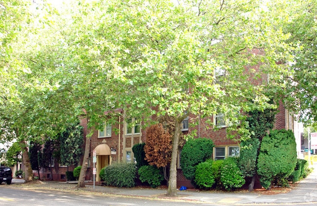 Building Photo - Dalmasso Apartments