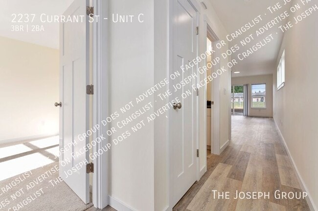 Building Photo - 2237 Currant St