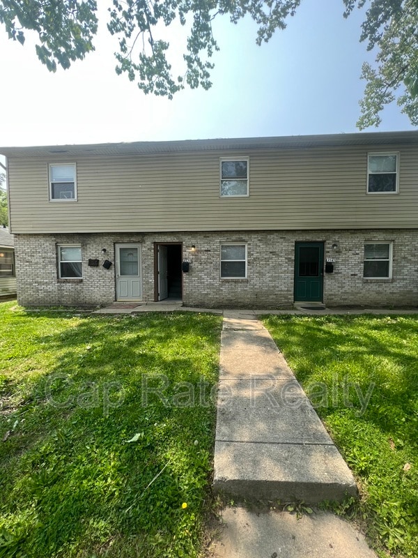 Building Photo - 3137 McGuffey Rd