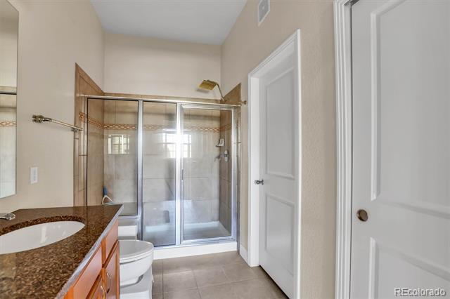 Building Photo - 209 Quebec St