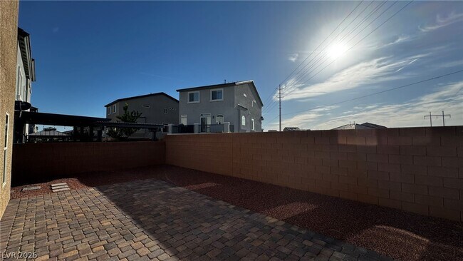Building Photo - 9896 Panther Hollow St