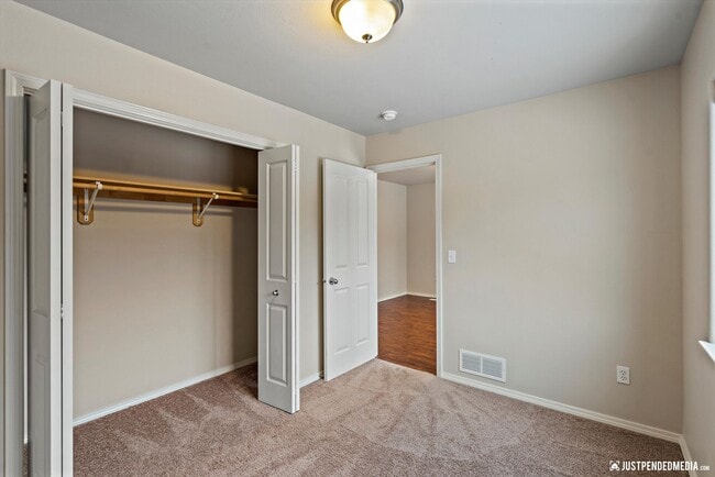 Building Photo - Seclusion Cove