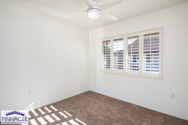 Building Photo - 92-1539 Aliinui Dr. #5G