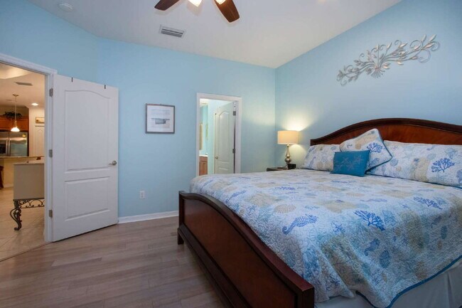 Building Photo - 4920 Maymont Park Cir