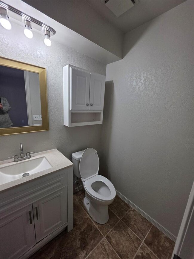 Building Photo - 47 Echo Ln