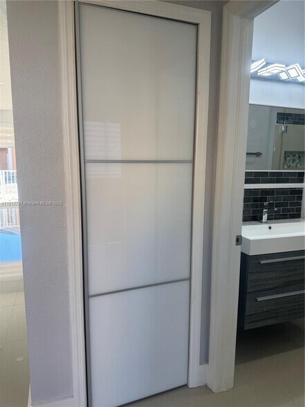 Building Photo - 7250 NW 177th St