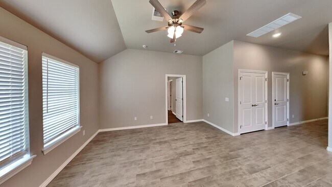 Building Photo - Luxury BRAND NEW 3 Bedroom 2 Bathroom Home...