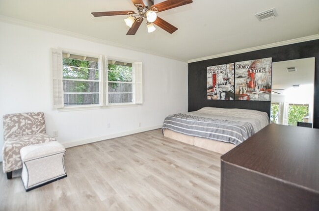 Building Photo - 5421 Pagewood Ln
