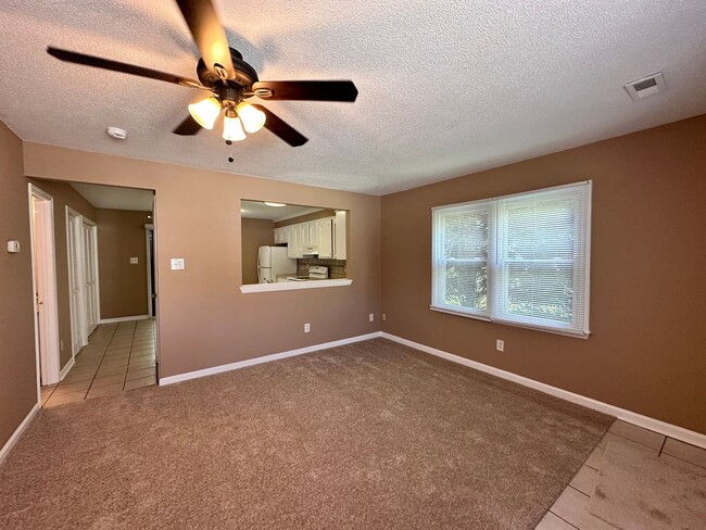 Building Photo - Exclusively Offered by Muse Realty Rentals...