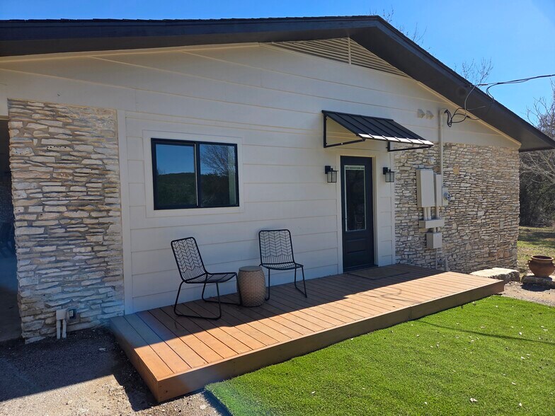 Building Photo - 10717 Deer Canyon Rd