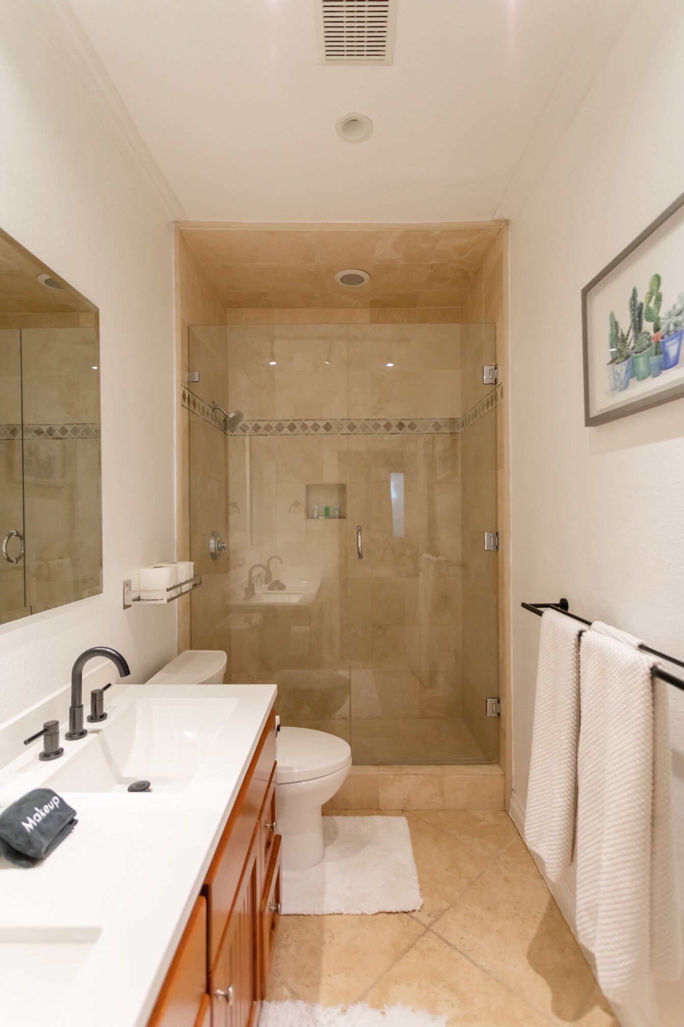 Building Photo - 3217 Columbia St