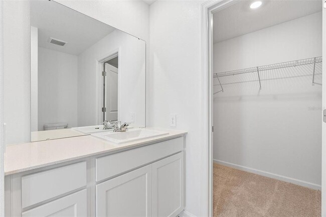 Building Photo - 6424 DOMIZIO Dr