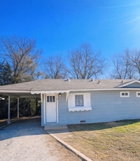 Building Photo - 300 Delmar Ct