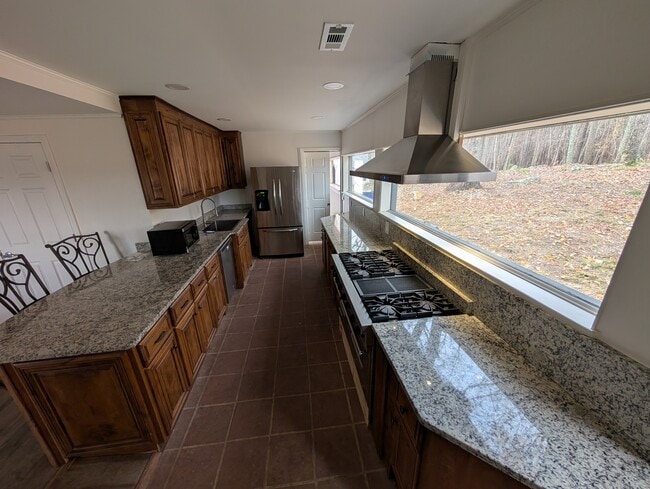 Building Photo - 1125 Lily Pad Ln