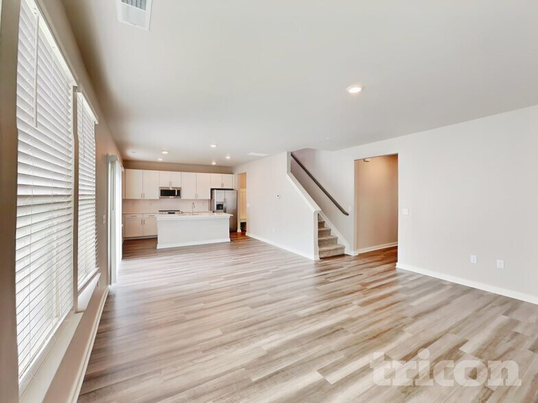 Building Photo - 1720 Lannister Ave